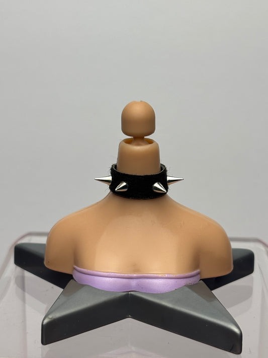 The Spiky Choker.